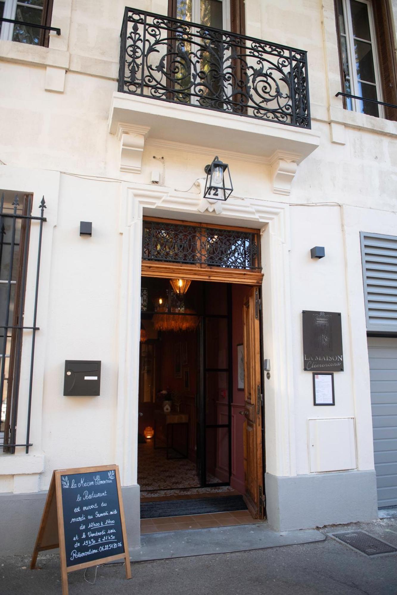 La Maison Clemenceau サロン＝ド＝プロヴァンス エクステリア 写真